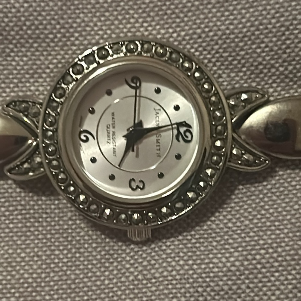 WATCH - Picture 2 of 6